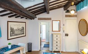 Cancelleria apartment-Rental in Rome